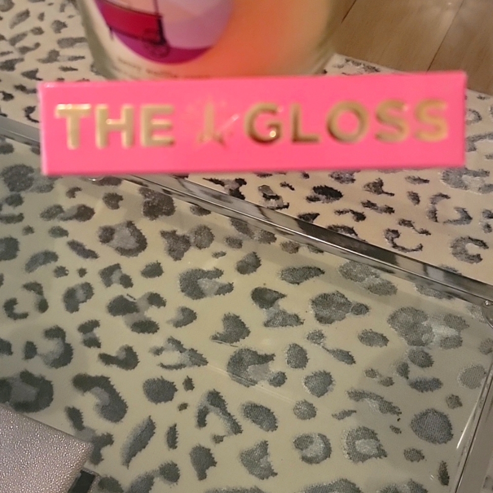 Jeffery Star The Gloss-Sky High